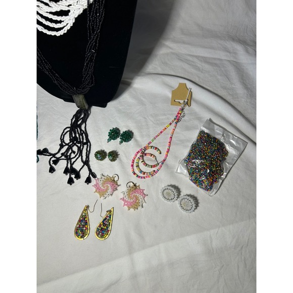 Wearable 2lbs Lot of‎ Beaded Necklaces Bracelets Earrings Jewelry Set - Picture 2 of 6